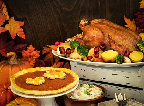 Turkey rules the table. But a poll finds disagreement over other Thanksgiving classics